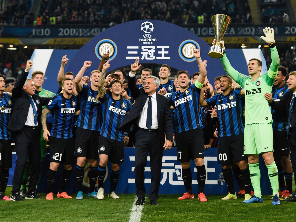 一个动态的 一个动态的