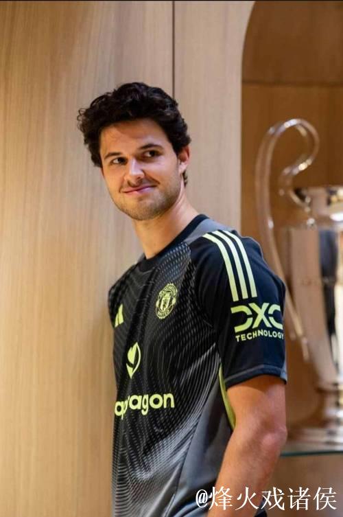 博斯尼奇对比奥纳纳与拉门斯的表现差异 博斯尼奇对比奥纳纳与拉门斯的表现差异