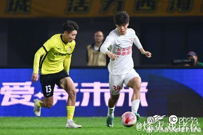 中超-里切利破门 青岛西海岸一球小胜长春亚泰 中超-里切利破门 青岛西海岸一球小胜长春亚泰